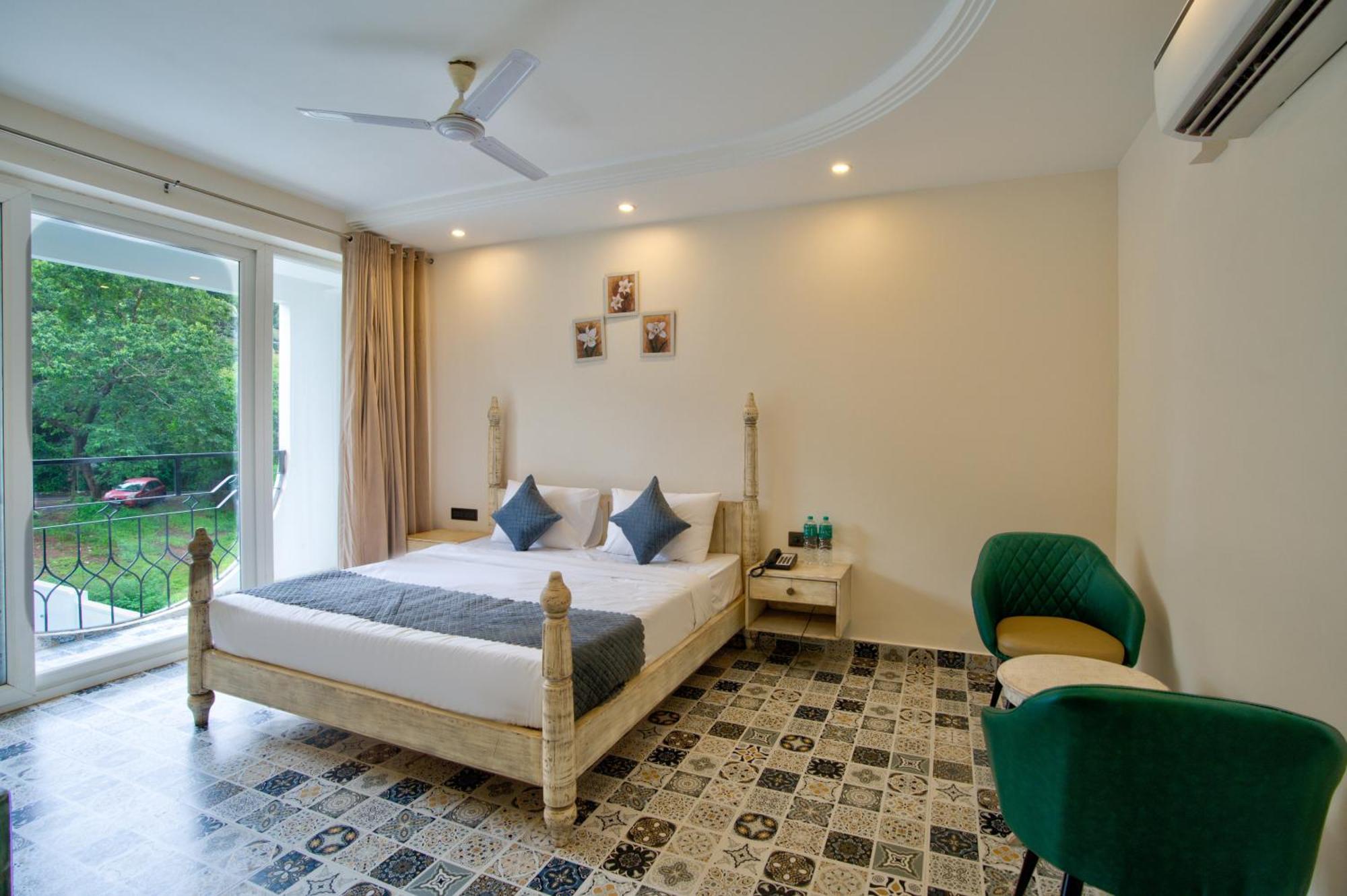 Hotel Goa Courtyard By The Porto Arpora Baga Zewnętrze zdjęcie