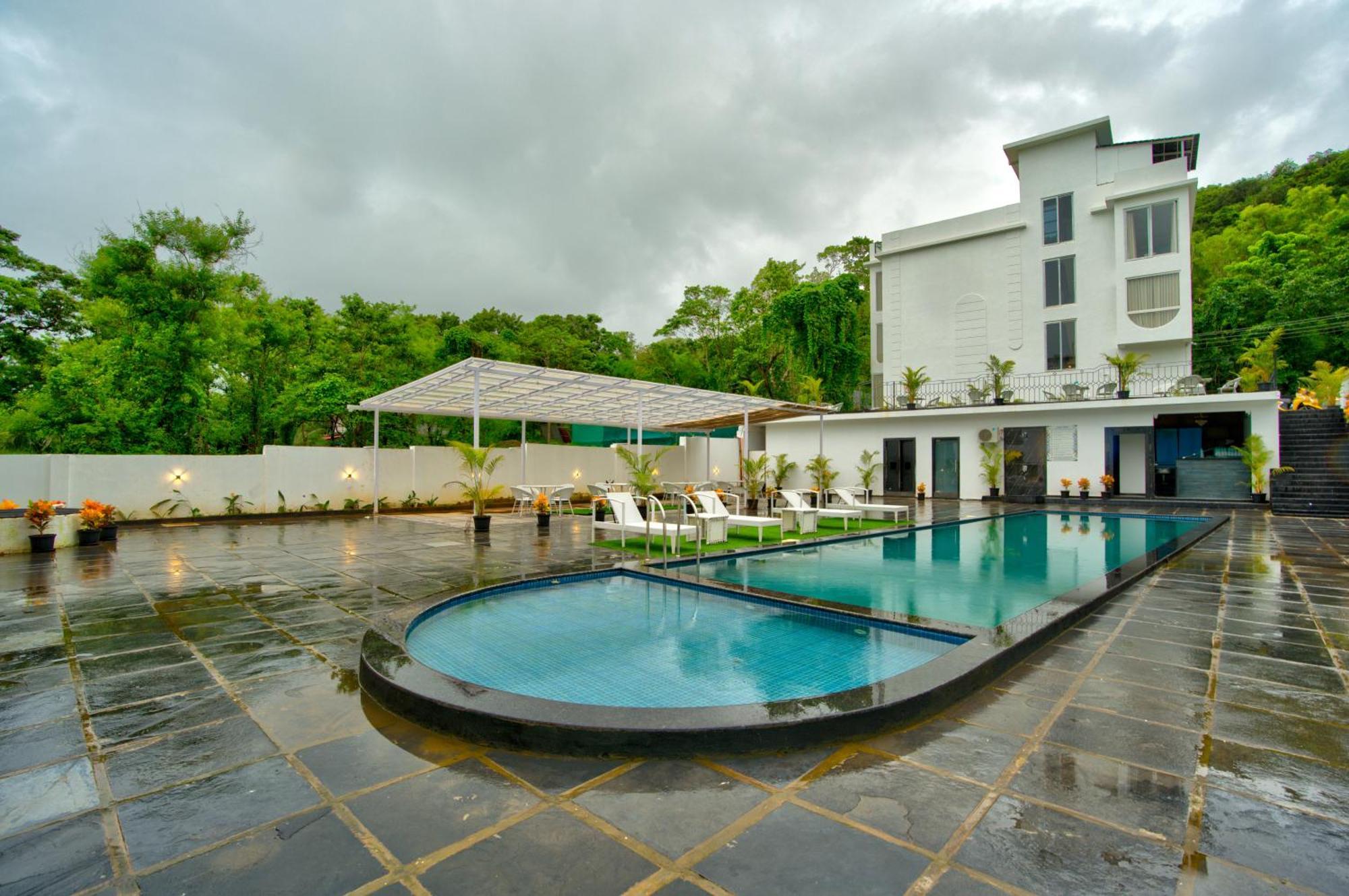 Hotel Goa Courtyard By The Porto Arpora Baga Zewnętrze zdjęcie